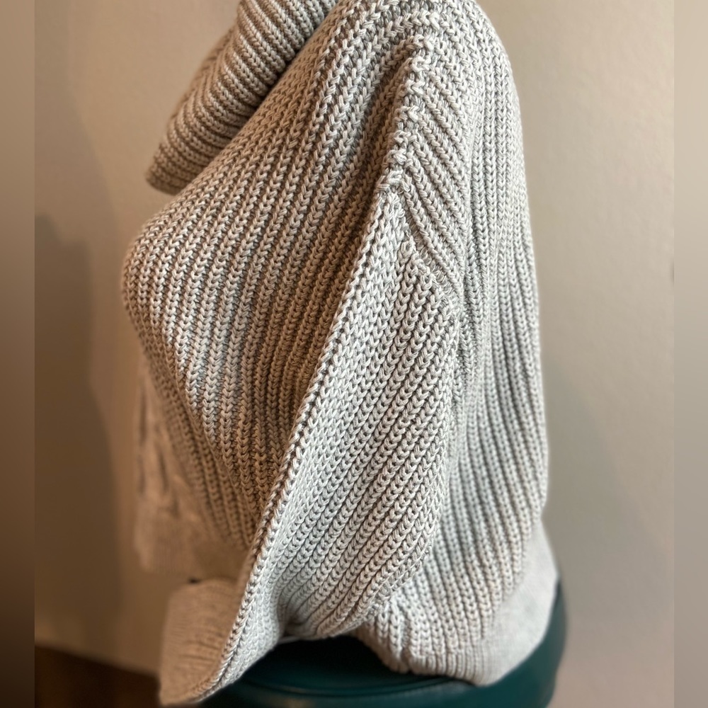Bobi Black~NWT~Cozy Cotton Turtleneck~Waist Cropped Sweater~Ivory/Gray~Size M - Picture 8 of 16